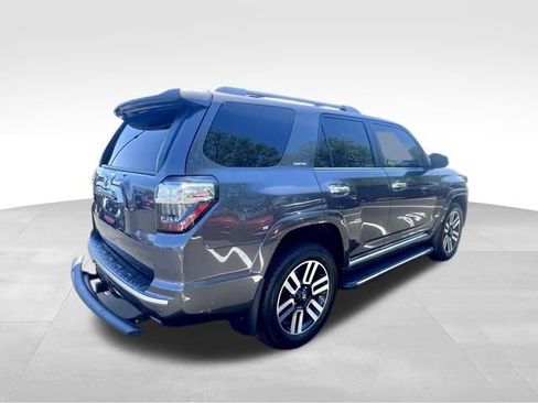 Used 2022 Toyota 4Runner Limited AWD/4WD image 7
