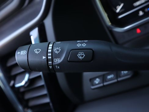 Used 2024 GMC Sierra 3500 Denali Ultimate image 22