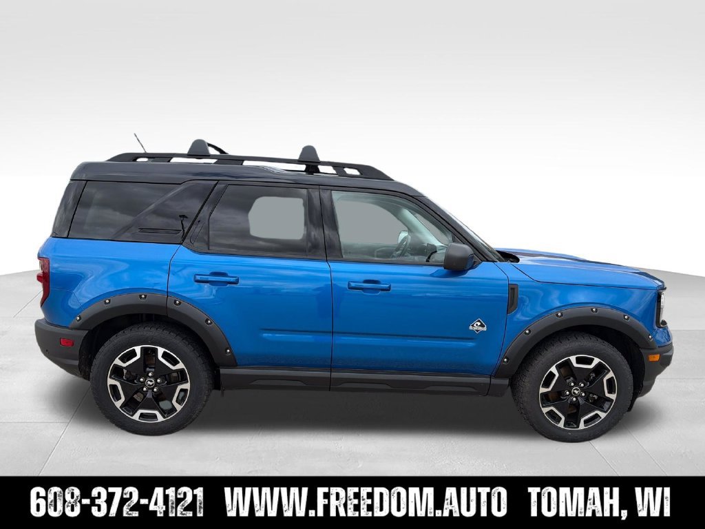 Used 2022 Ford Bronco Sport Outer Banks w/ Tech Package AWD/4WD image 9