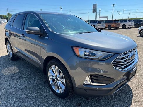 Used 2021 Ford Edge Titanium AWD/4WD image 7