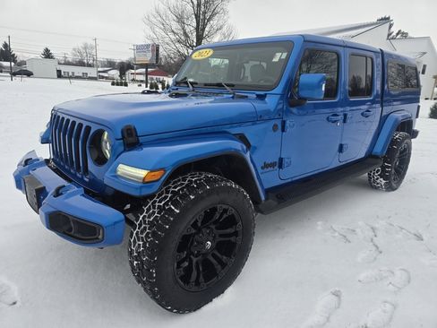 Used 2023 Jeep Gladiator Overland image 3
