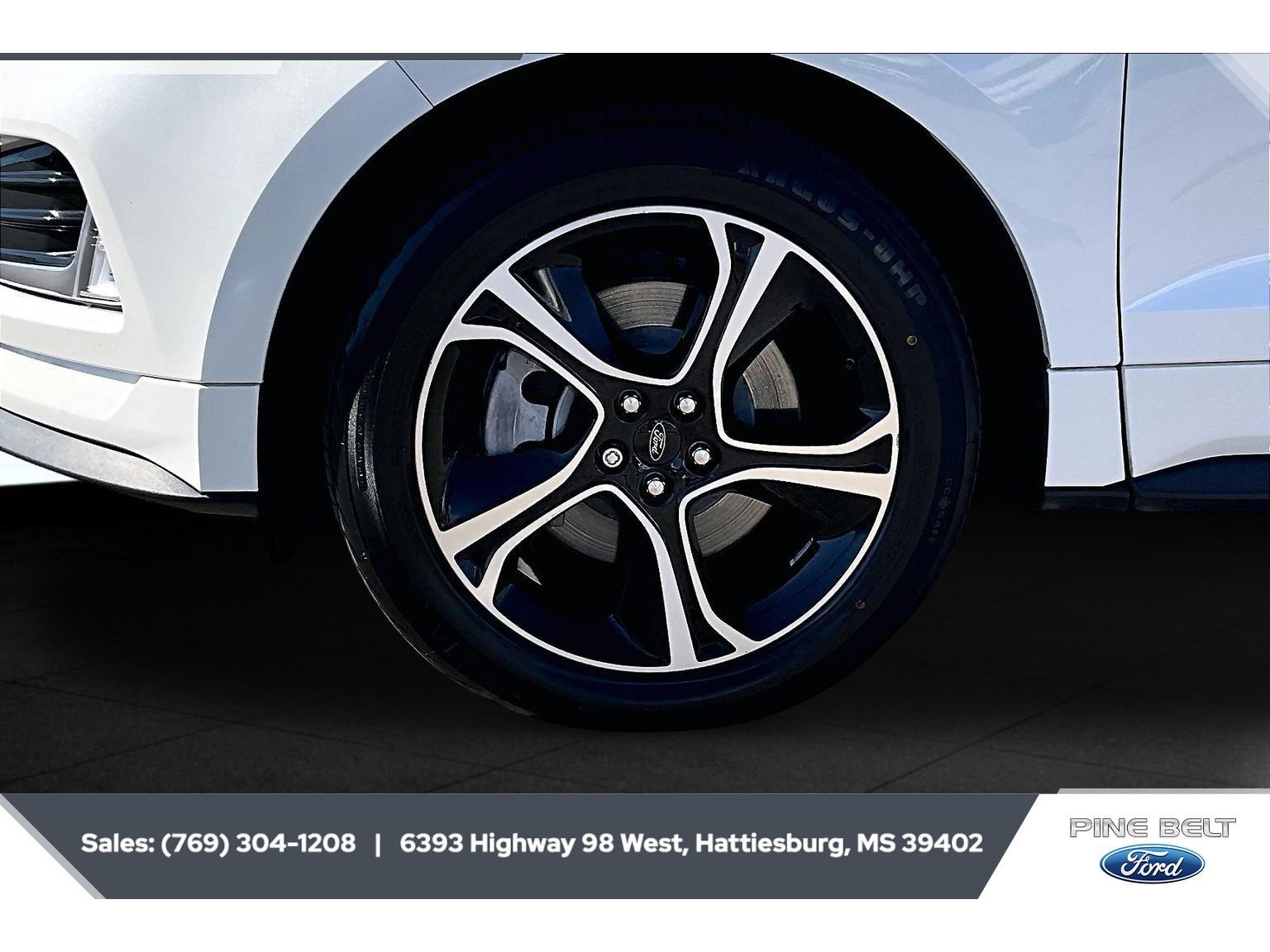 Certified 2022 Ford Edge ST-Line w/ Cargo Accessory Package AWD/4WD image 7