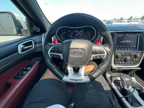 Used 2018 Jeep Grand Cherokee Trackhawk AWD/4WD image 22
