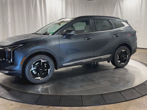 New 2026 Kia Sportage EX image 5