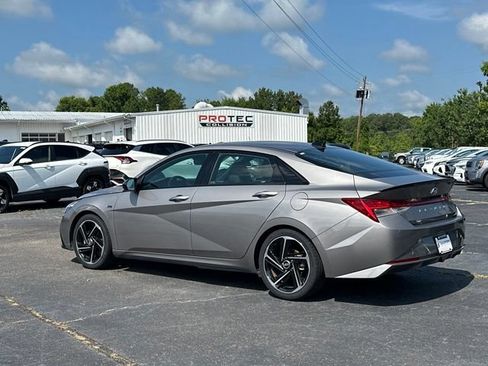 Used 2023 Hyundai Elantra N Line FWD image 3