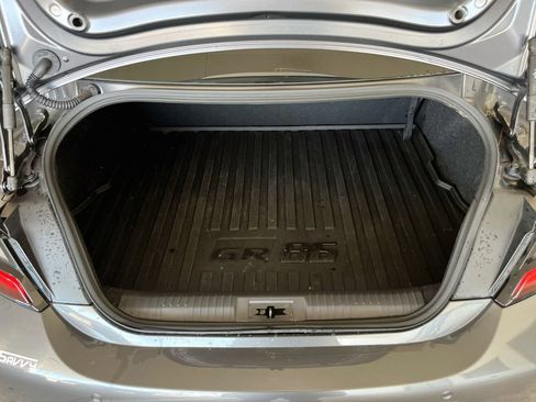 Used 2026 Toyota GR86 Premium w/ ALL Weather Mat Package (TMS) RWD image 25