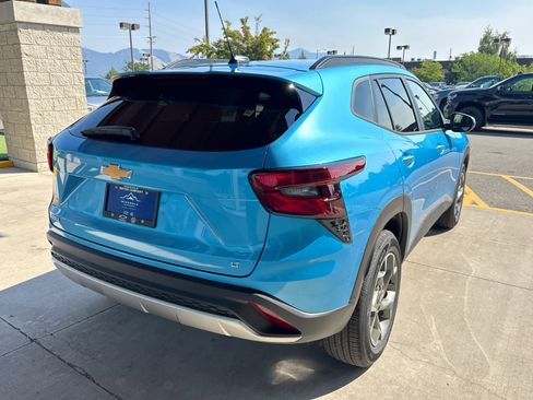 New 2025 Chevrolet Trax LT image 4
