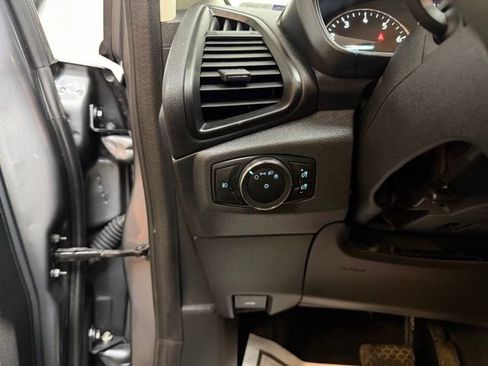 Used 2020 Ford EcoSport SE w/ SE Convenience Package image 20
