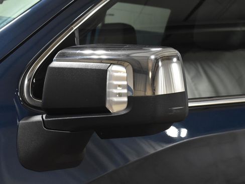 Used 2020 GMC Sierra 1500 SLT w/ X31 Off-Road Package image 32