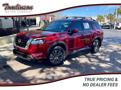 Used 2022 Nissan Pathfinder SV