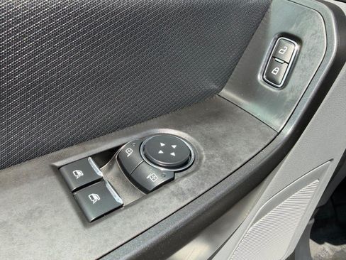 Used 2022 Ford F150 XL w/ Equipment Group 101A High RWD image 25