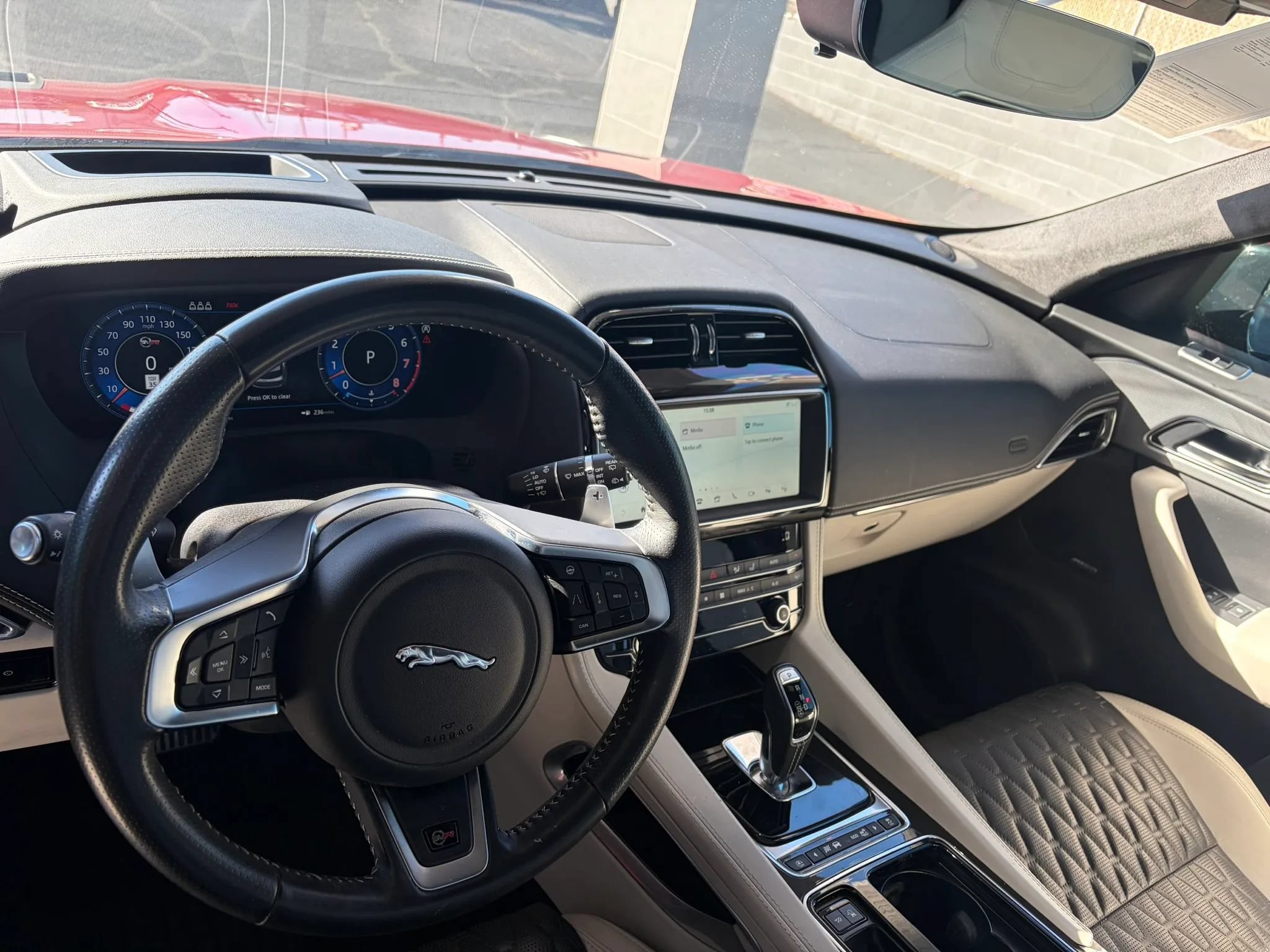 Used 2020 Jaguar F-PACE SVR AWD/4WD image 16