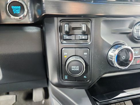 New 2026 Ford F250 Lariat w/ Black Appearance Package AWD/4WD image 28