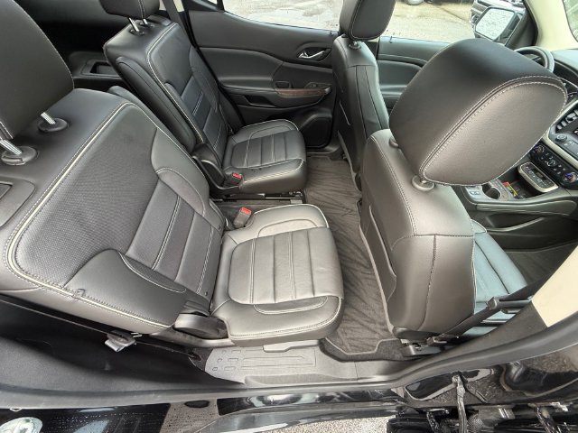 Used 2020 GMC Acadia Denali w/ Technology Package AWD/4WD image 16