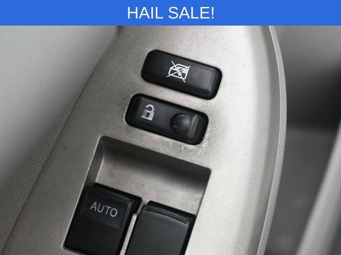 Used 2013 Toyota Corolla LE image 11