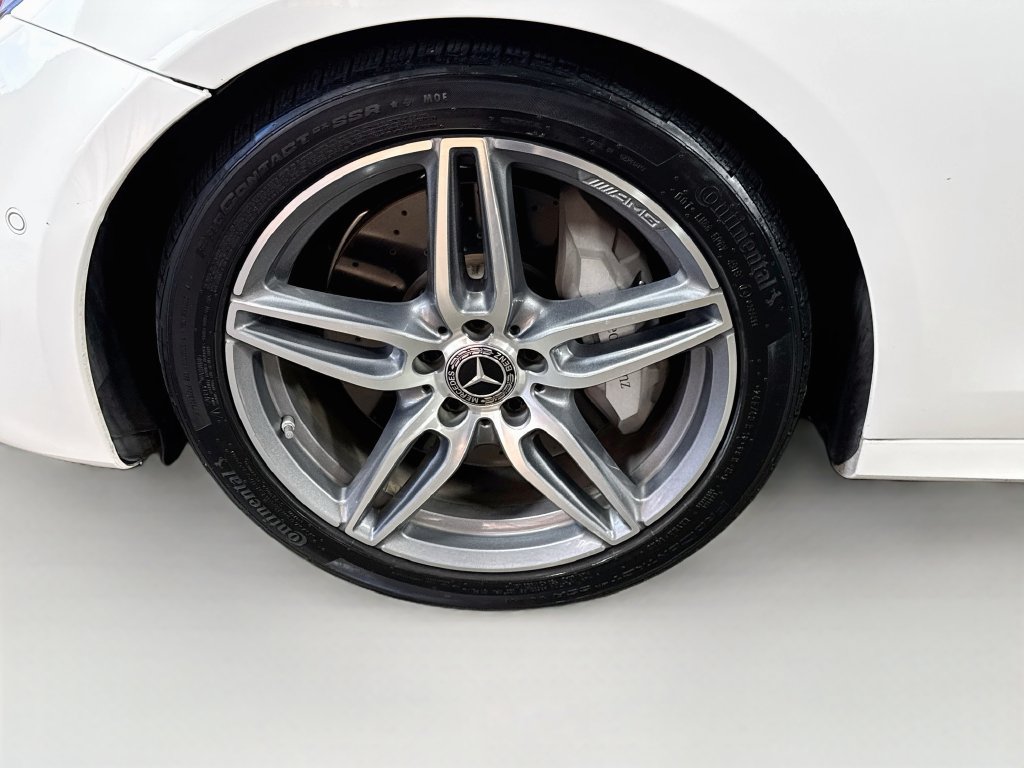 Used 2018 Mercedes-Benz E 300 image 39