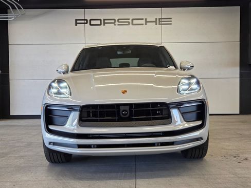New 2026 Porsche Macan AWD/4WD image 26