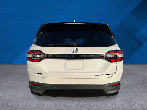 New 2026 Honda Pilot Black Edition image 5