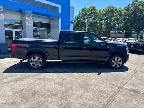 Used 2018 Ford F150 XLT w/ Equipment Group 302A Luxury AWD/4WD image 10