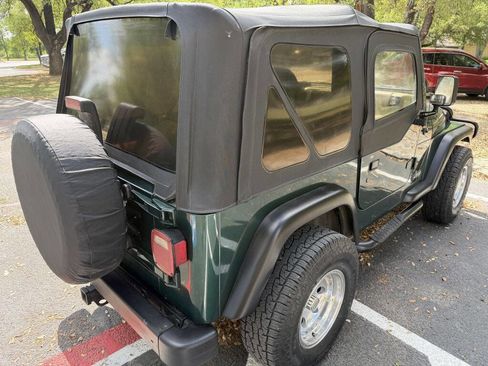 Used 1999 Jeep Wrangler SE image 5