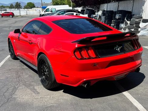 Used 2015 Ford Mustang Coupe w/ Equipment Group 051A RWD image 5