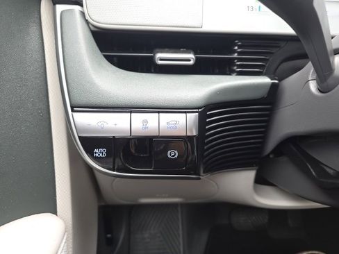 Used 2023 Hyundai Ioniq 5 Limited image 11