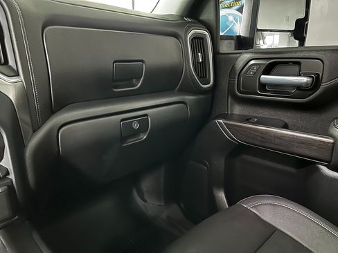 Used 2021 Chevrolet Silverado 2500 LTZ w/ LTZ Plus Package AWD/4WD image 16