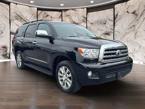 Used 2014 Toyota Sequoia Limited image 3