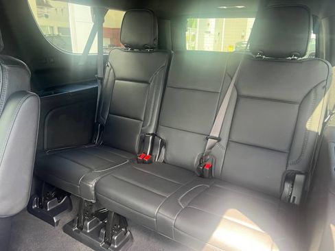 Used 2026 GMC Yukon XL Denali w/ Sun & Power Step Package AWD/4WD image 21