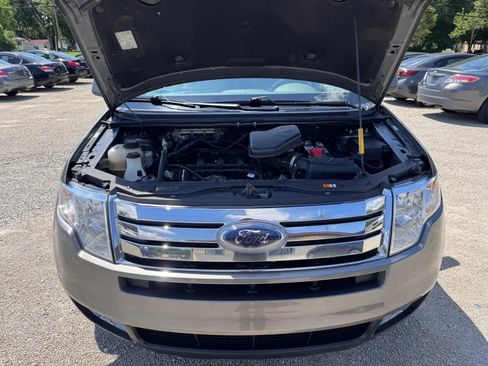 Used 2010 Ford Edge Limited FWD image 5