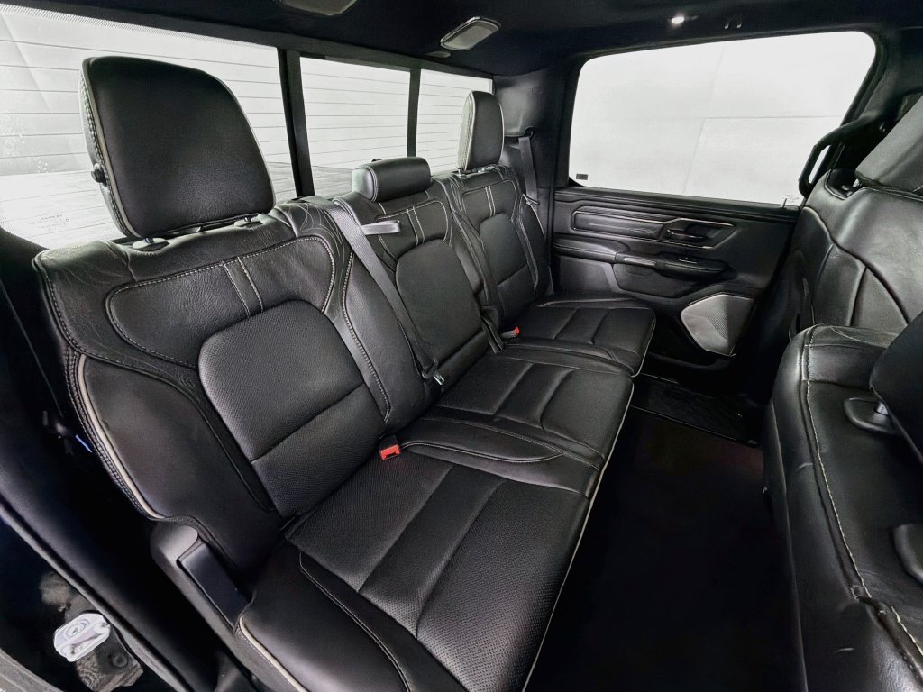 Used 2020 RAM 1500 Limited w/ Black Appearance Package AWD/4WD image 28