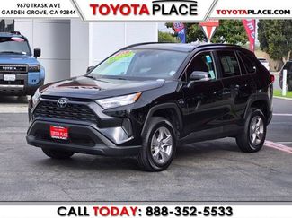 Used 2025 Toyota RAV4 XLE FWD video 1