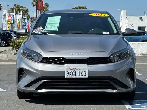 Used 2024 Kia Forte LXS FWD image 9