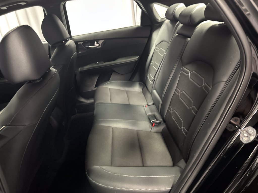 Used 2024 Kia Forte GT-Line w/ GT-Line Premium Package FWD image 22