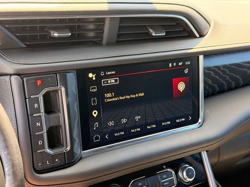 Used 2022 GMC Yukon Denali AWD/4WD image 33