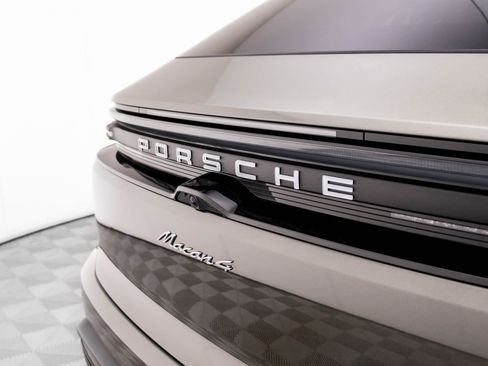 New 2026 Porsche Macan 4 Electric AWD/4WD image 35