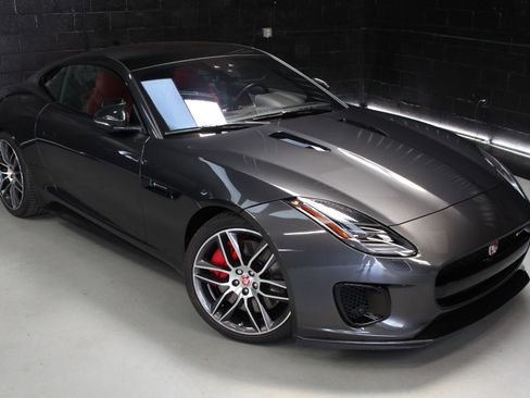 Used 2020 Jaguar F-TYPE R-Dynamic image 11