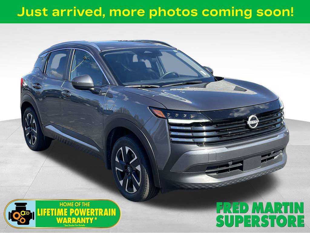 Used 2025 Nissan Kicks SV w/ SV Premium Package AWD/4WD 360° Tour