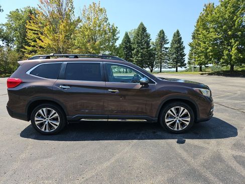 Used 2019 Subaru Ascent Touring w/ Popular Package #3 AWD/4WD image 7