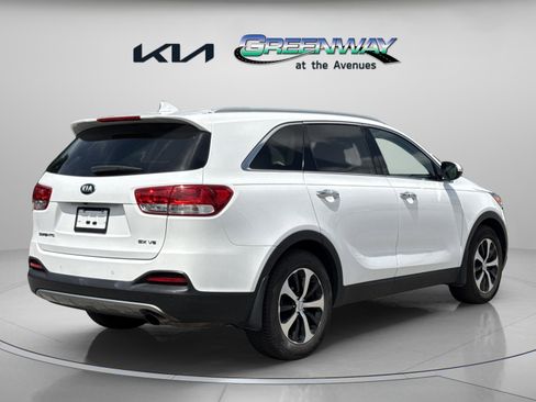Used 2017 Kia Sorento EX w/ EX V6 Premium Package FWD image 8