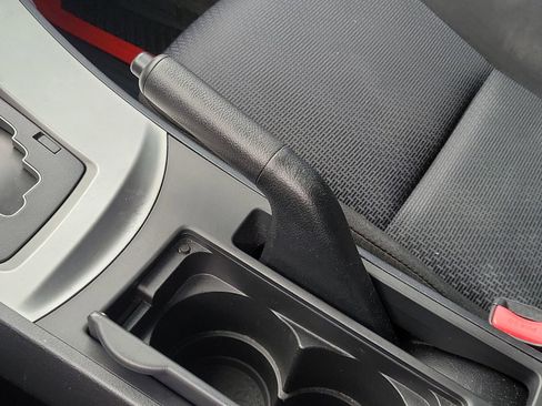 Used 2010 MAZDA MAZDA3 i Touring FWD image 28