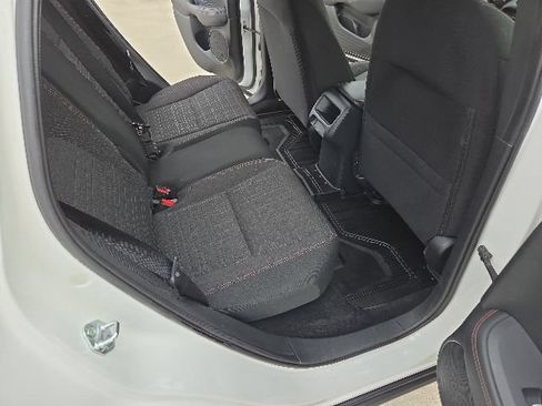 Used 2025 Honda HR-V Sport image 22