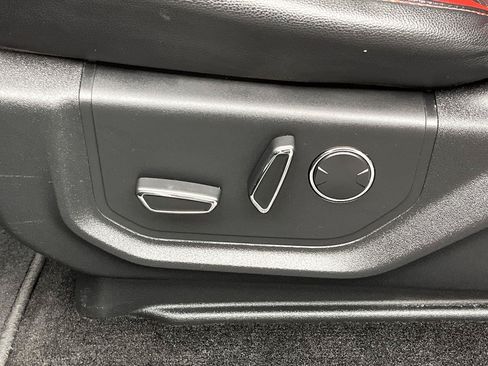 Used 2018 Ford F150 Lariat AWD/4WD image 12