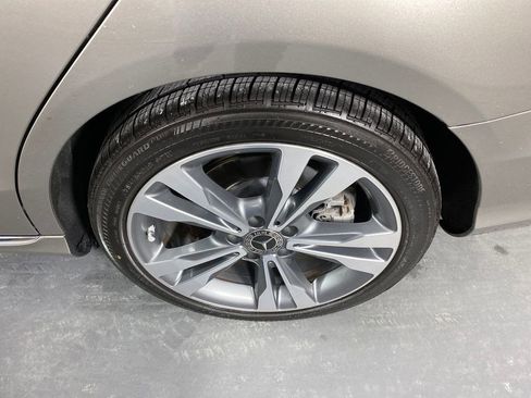 Used 2019 Mercedes-Benz C 300 Sedan image 26