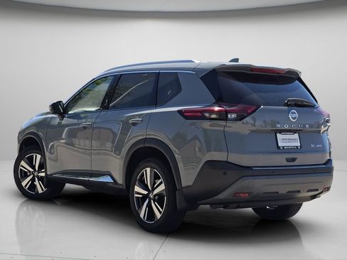 Used 2021 Nissan Rogue SL AWD/4WD image 23