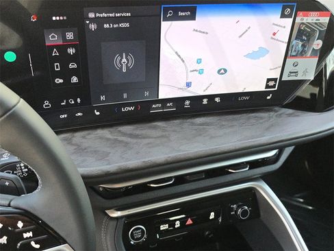 New 2025 Audi Q5 Premium image 23