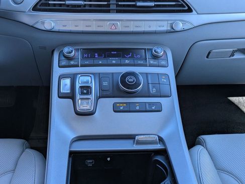 Used 2021 Hyundai Palisade SEL w/ Premium Package image 22