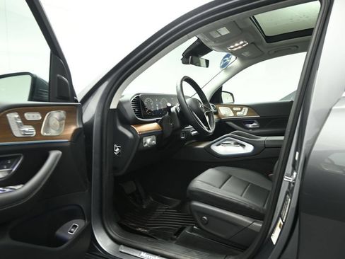 Used 2025 Mercedes-Benz GLE 350 4MATIC image 8