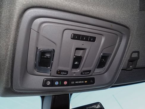 Certified 2021 Chevrolet Silverado 1500 LT w/ All Star Edition Plus image 32