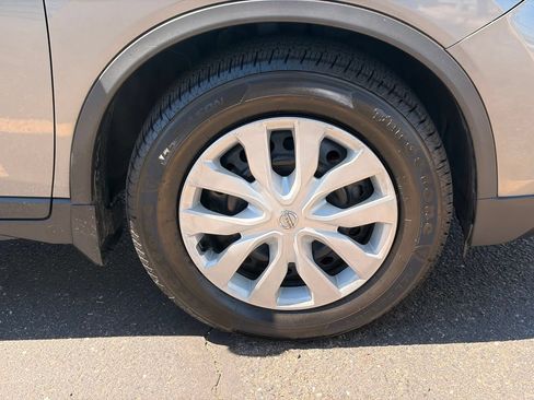 Used 2018 Nissan Rogue S FWD image 10